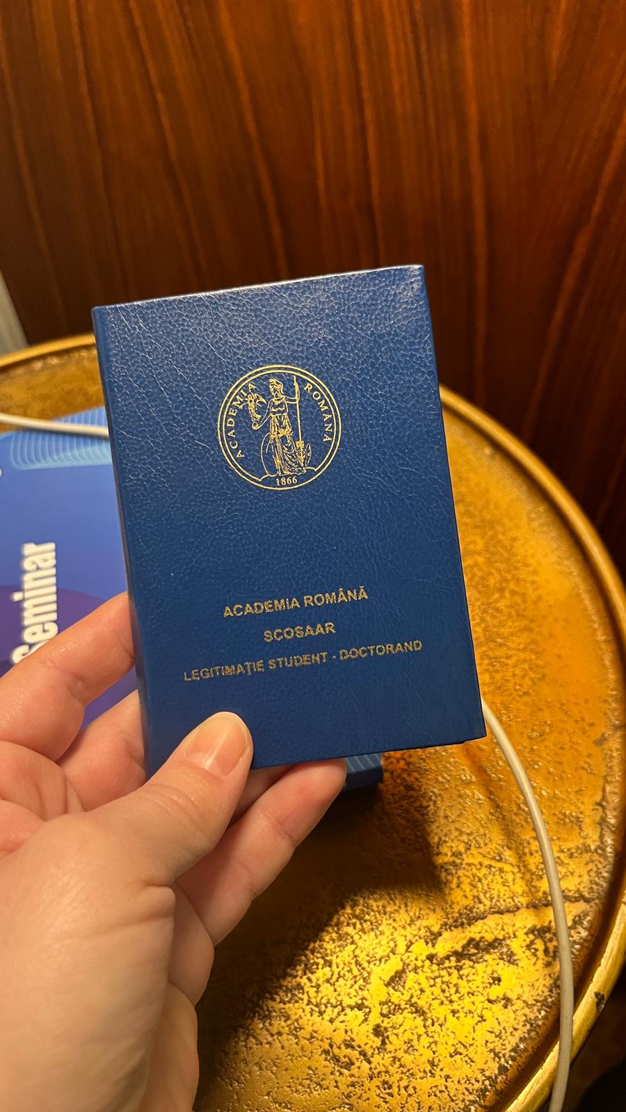 Sunt studentă la al doilea doctorat în Economie la Academia Română